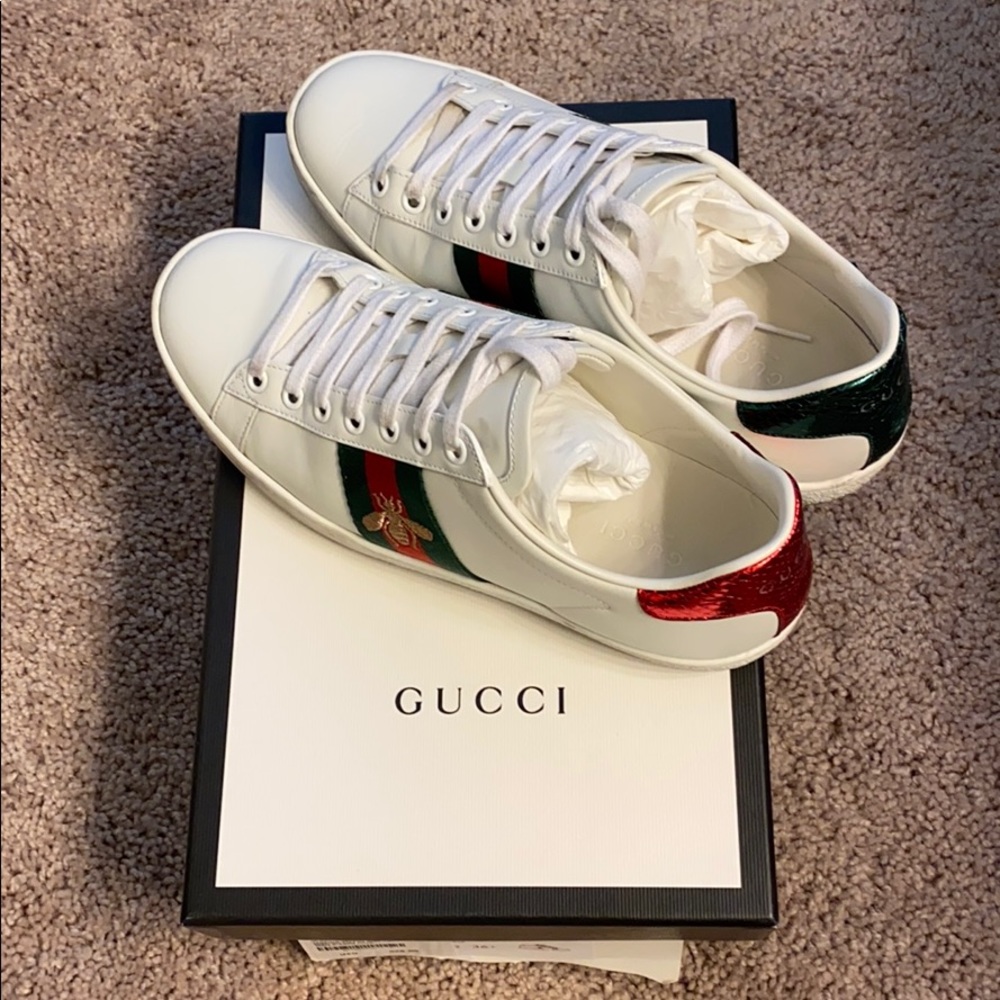 Gucci tennis shoes